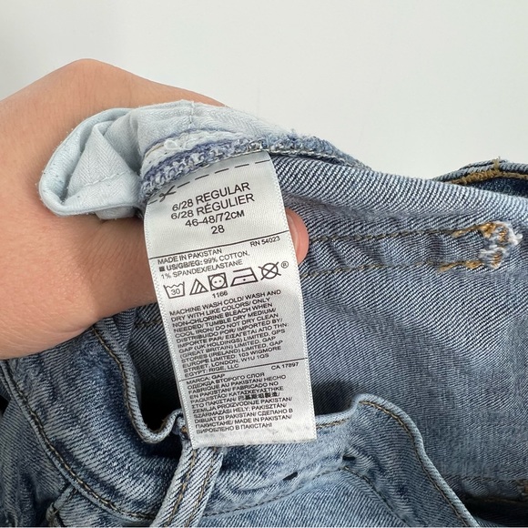 Gap Denim Cheeky Straight Distressed Jeans Size 28 Regular - Picture 3 of 8